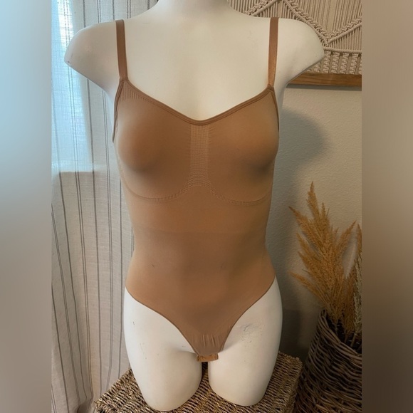 SKIMS Tops - Skims Seamless Sculpting Full Bottom Bodysuit L/XL